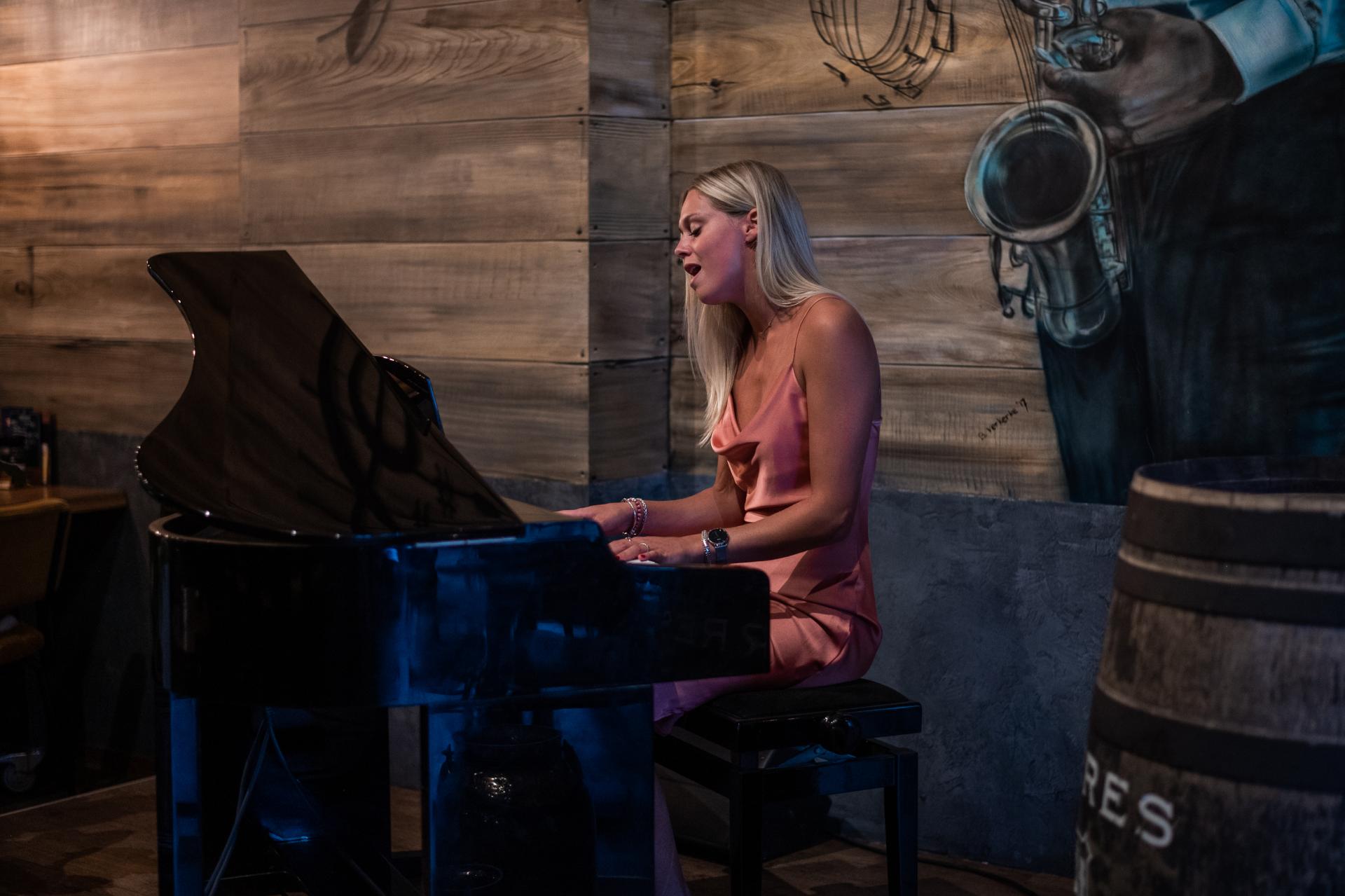 Mascha Gladdines slide 4